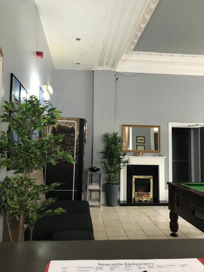Newcastle West Hotel & Bar Екстер'єр фото